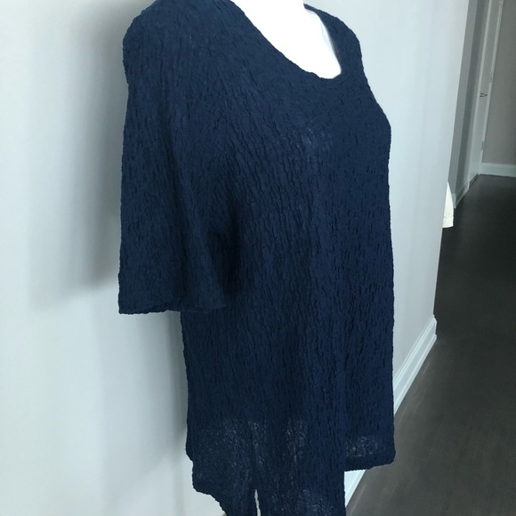 Chico’s Navy Crepe Tunic w/ flattering 3/4 sleeve - Picture 3 of 7